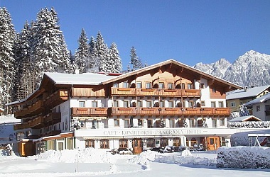 Hotel Alpenpanorama in winter