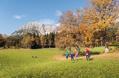 Autumn Hiking in Söll