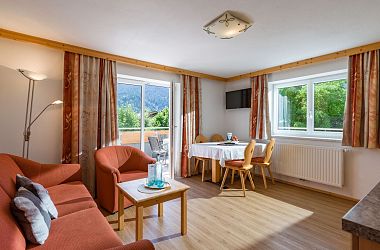 Alpen Apart with cosy living room