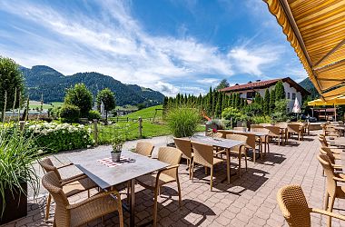 Sonnenterrasse Hotel Alpenpanorama Sommer